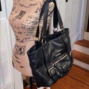 Black Michael Kors shoulder bag